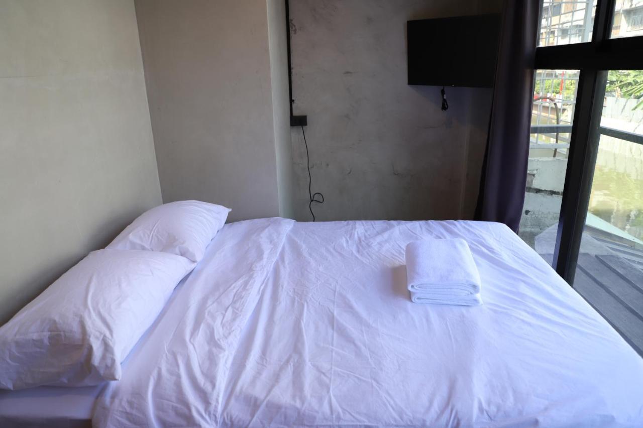 The Cube Hostel Khaosan Bangkok Bagian luar foto