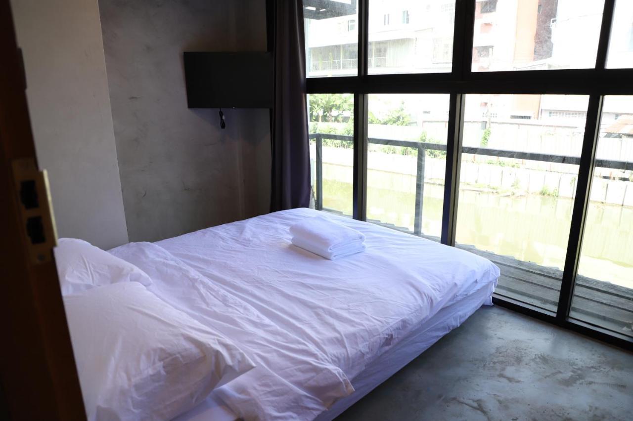 The Cube Hostel Khaosan Bangkok Bagian luar foto