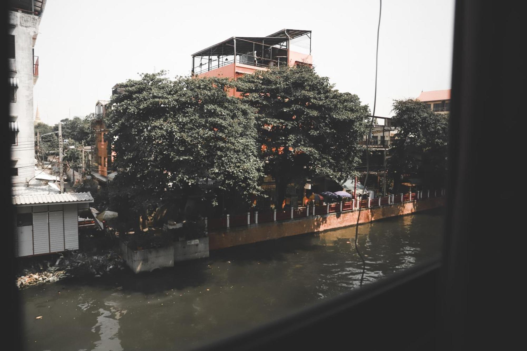 The Cube Hostel Khaosan Bangkok Bagian luar foto